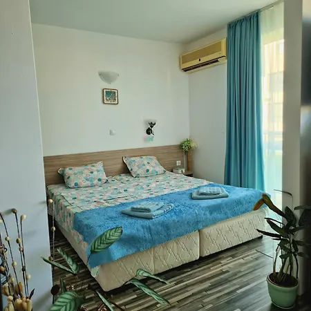 Lejlighed уютен за в сарафово - море, плаж и удобства Burgas City